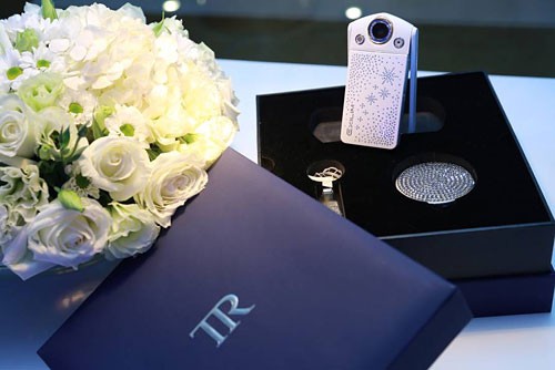 时尚奢华 卡西欧发布水晶版TR350新品（N)