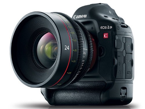 售价不菲 港媒报道EOS-1D C视频单反开卖