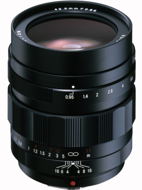 人像焦段 福伦达42.5mm F0.95头日本开卖
