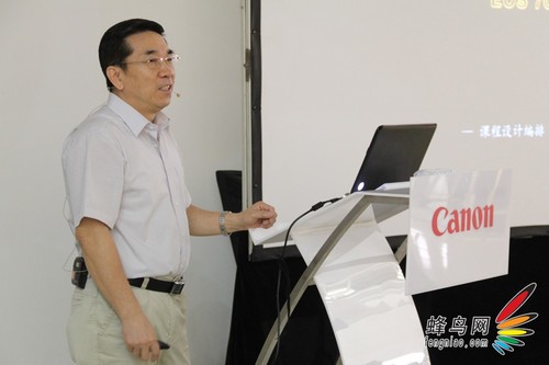 70D深度体验会 佳能举办大篷车特别活动