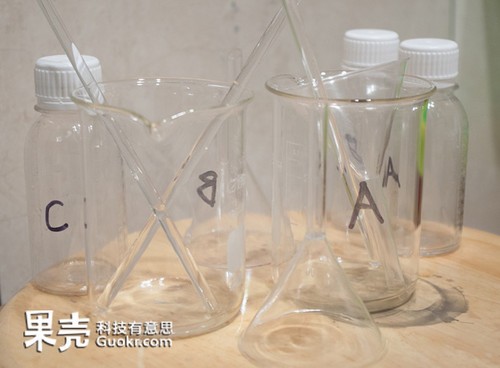 在家也能洗照片 手把手教你古法成像