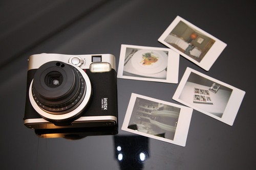 简约复古 富士instax mini 90台湾上市
