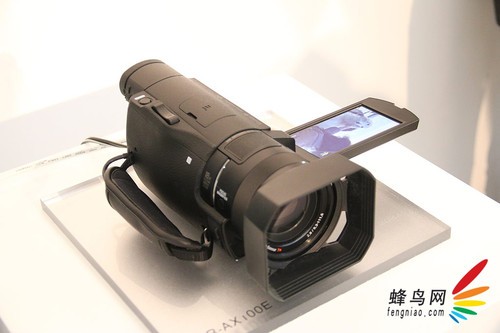 索尼发布首款家用4K摄像机以及酷拍新机