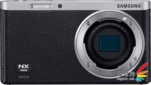 全球最薄无反相机 三星发布NX Mini相机