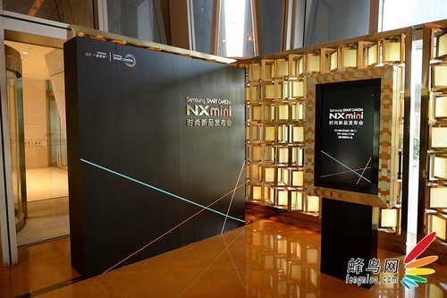 时尚小巧便携 三星NX mini新品发布报道
