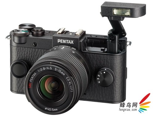 四色时尚轻便单电新品 宾得理光发布Q-S1
