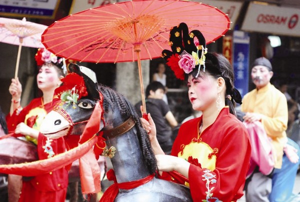 两岸千余信众共庆温陵妈祖会(图)