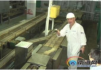 中国将在南海部署3万吨“渔业航母”支撑大船队